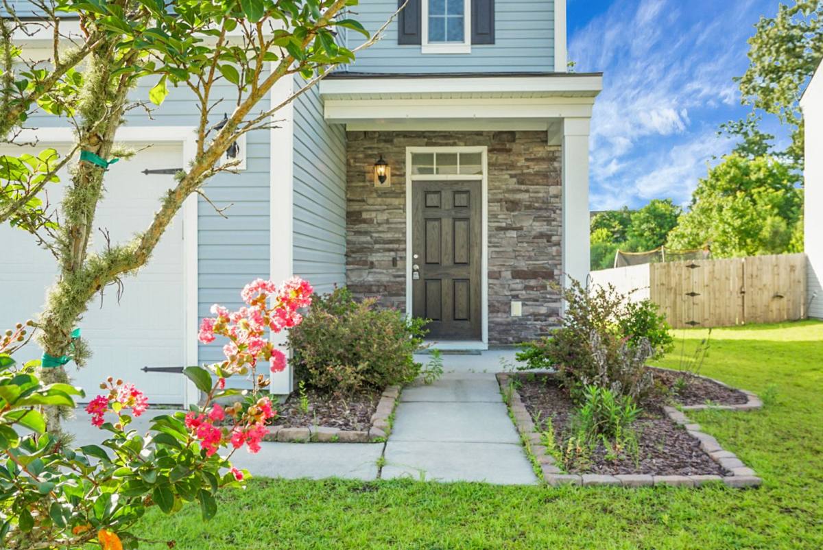 House for rent at 215 Catawba Branch Way, Moncks Corner, SC 29461