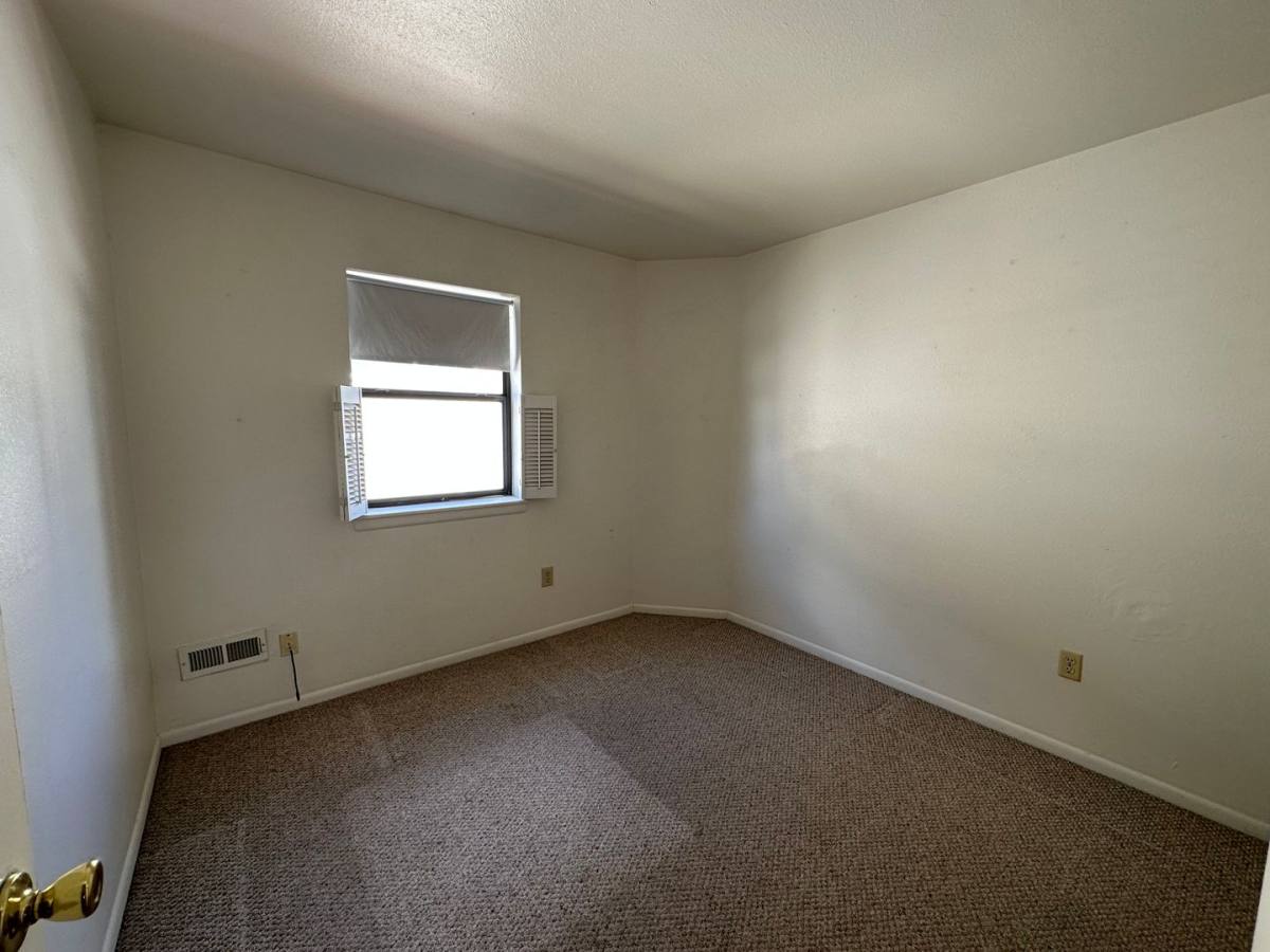 Apartment for rent at 106 E Chester St, Lafayette, CO 80026
