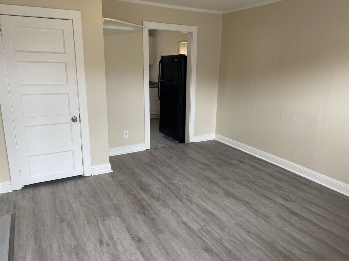 Apartment for rent at 1222-A York St, Vallejo, CA 94590