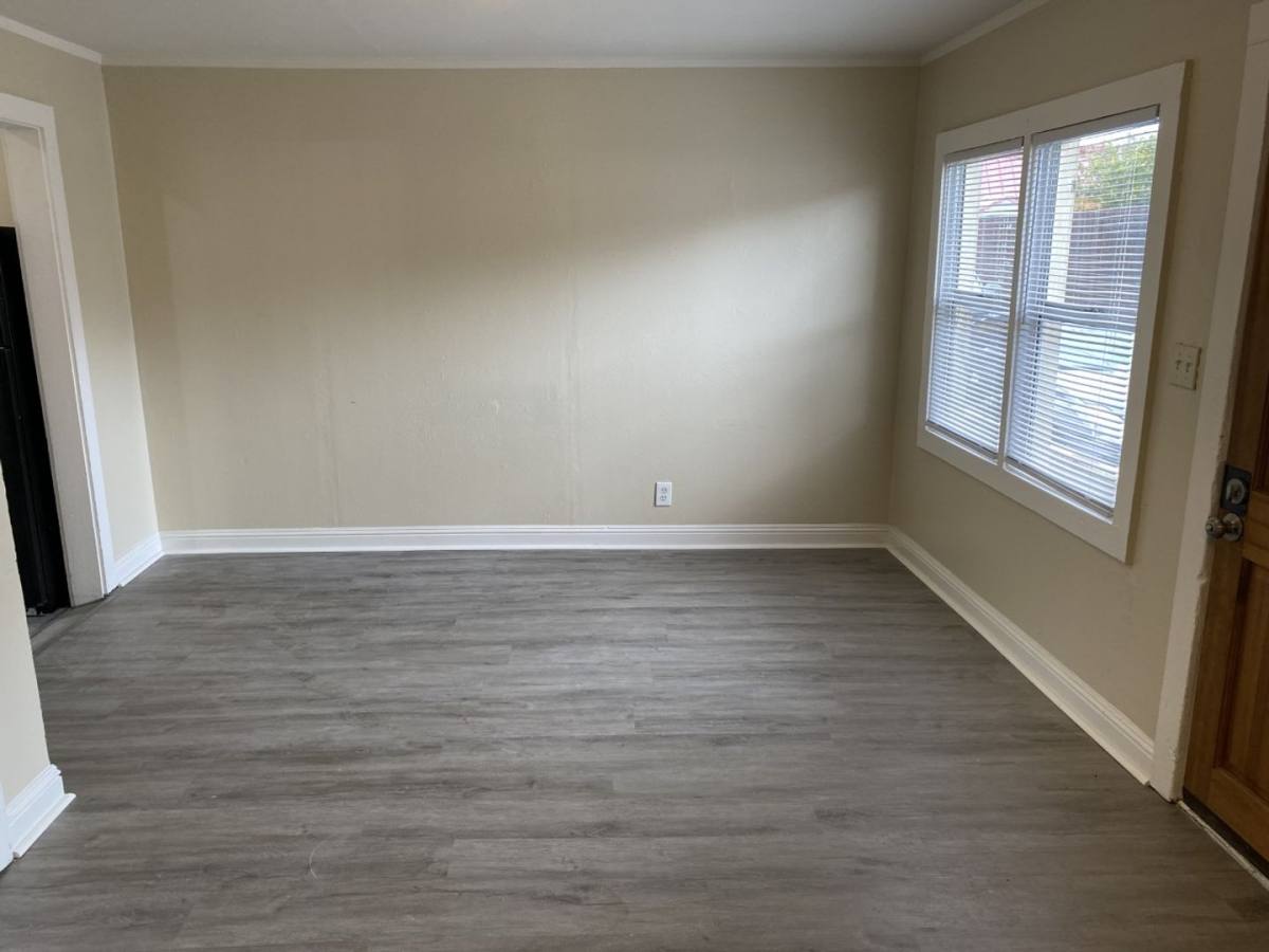 Apartment for rent at 1222-A York St, Vallejo, CA 94590