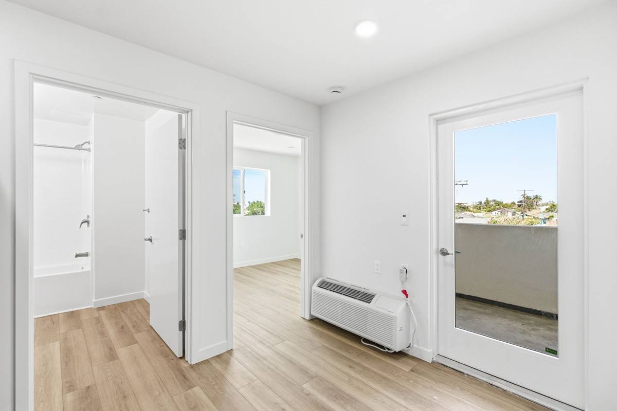 Apartment for rent at 7655 San Pedro St, Los Angeles, CA 90003