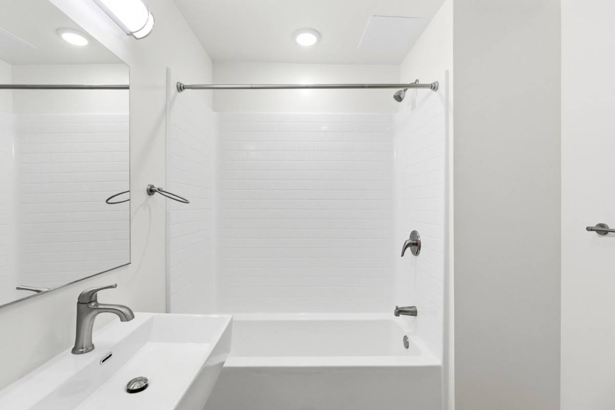 Apartment for rent at 7655 San Pedro St, Los Angeles, CA 90003