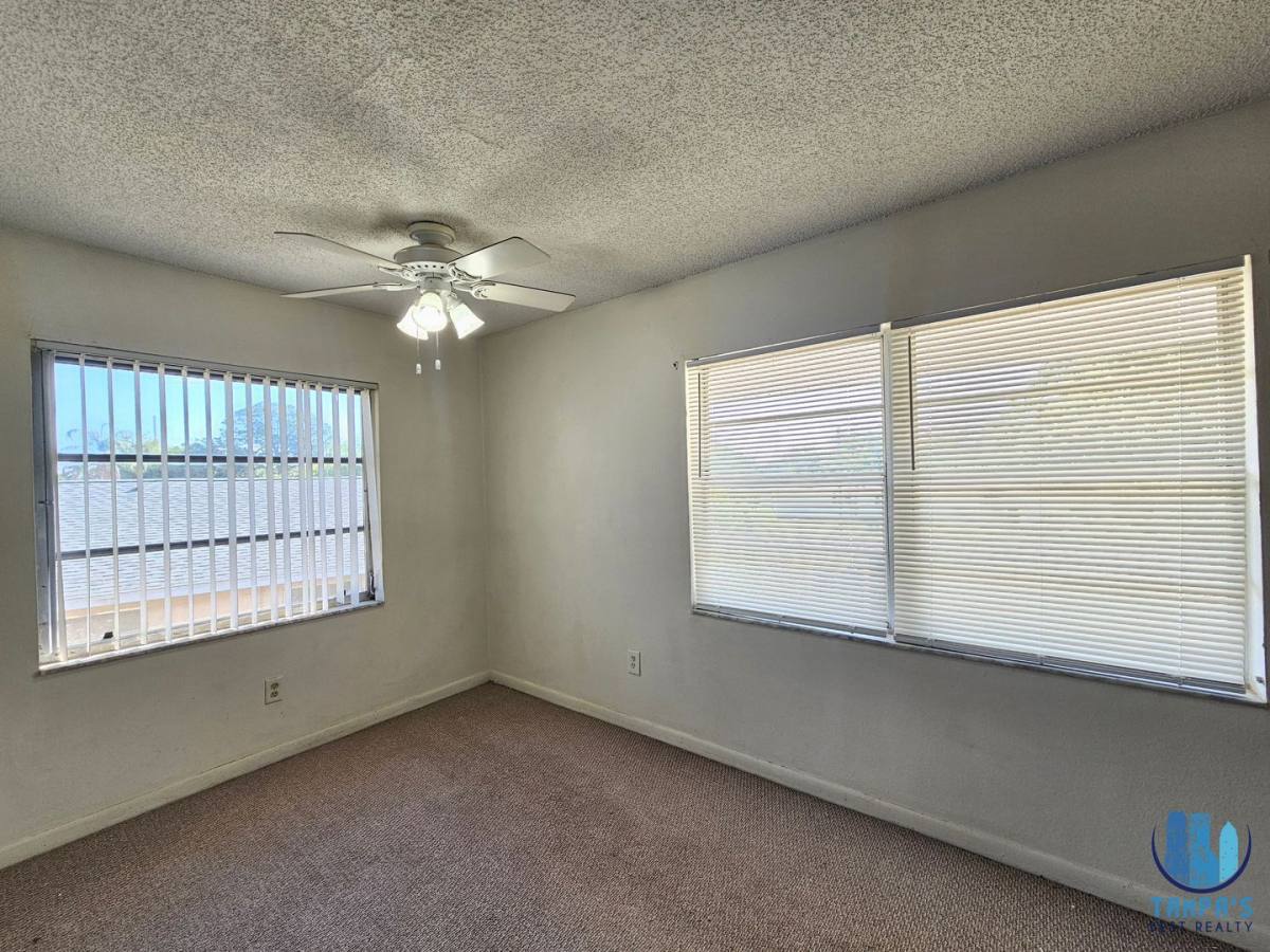 Apartment for rent at 209 NW Jefferson Circle N, Saint Petersburg, FL 33702
