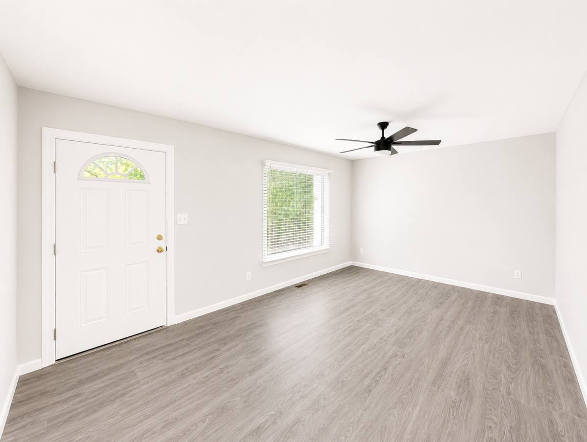 House for rent at 270 Young's Cove Rd, Candler, NC 28715