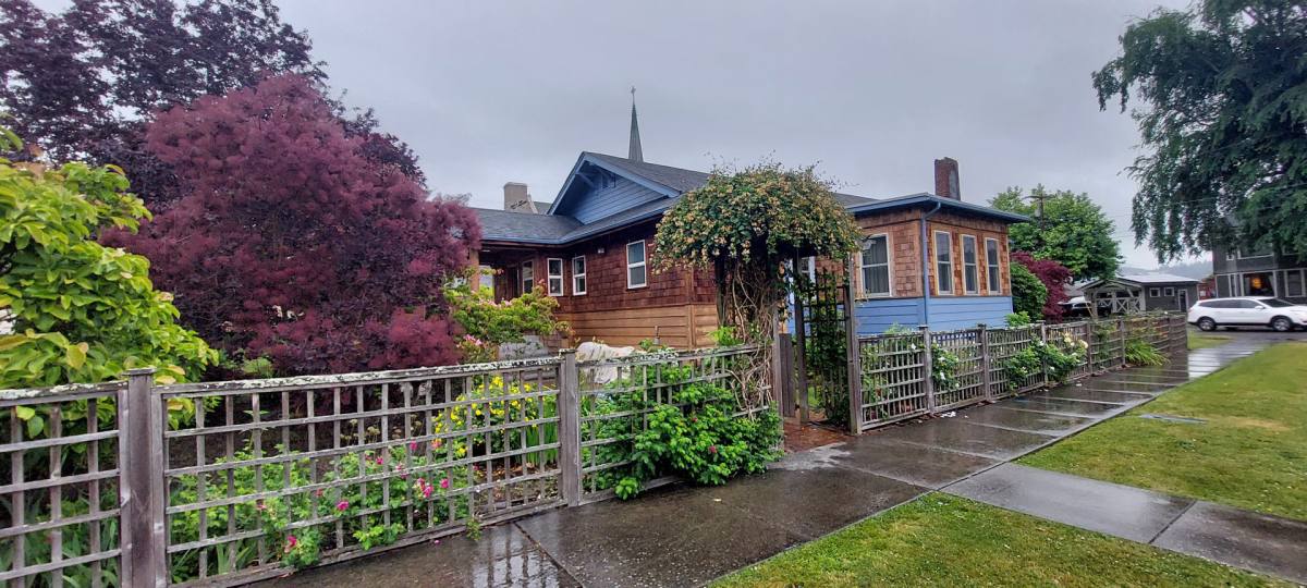 House for rent at 1614 Eldridge Ave, Bellingham, WA 98225