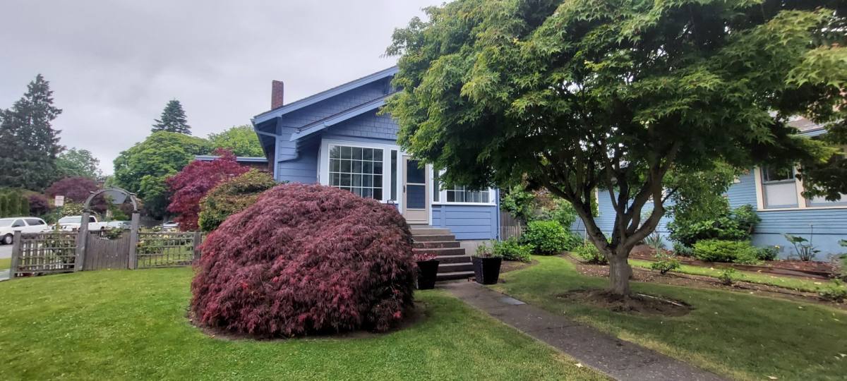 House for rent at 1614 Eldridge Ave, Bellingham, WA 98225