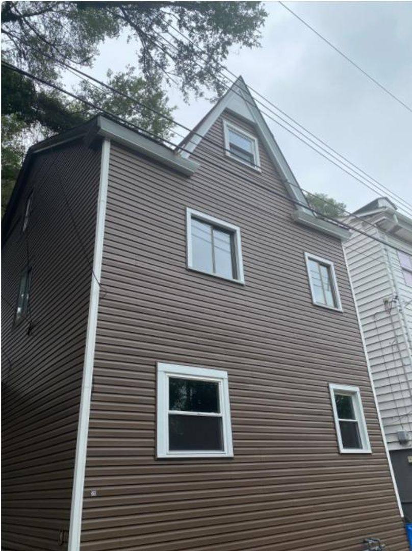 Apartment for rent at 29 Lawn St, Pittsburgh, PA 15213