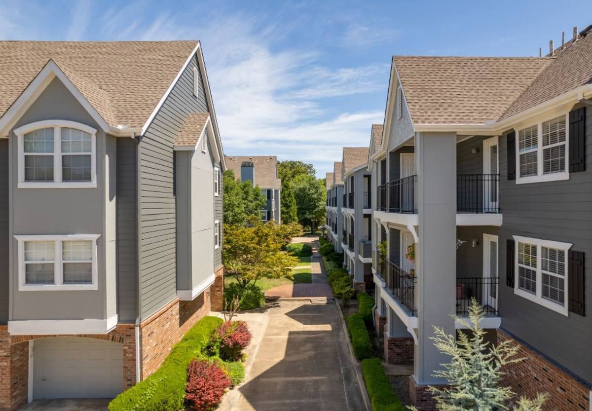 Apartment for rent at 4761 S Harvard Ave, Tulsa, OK 74135