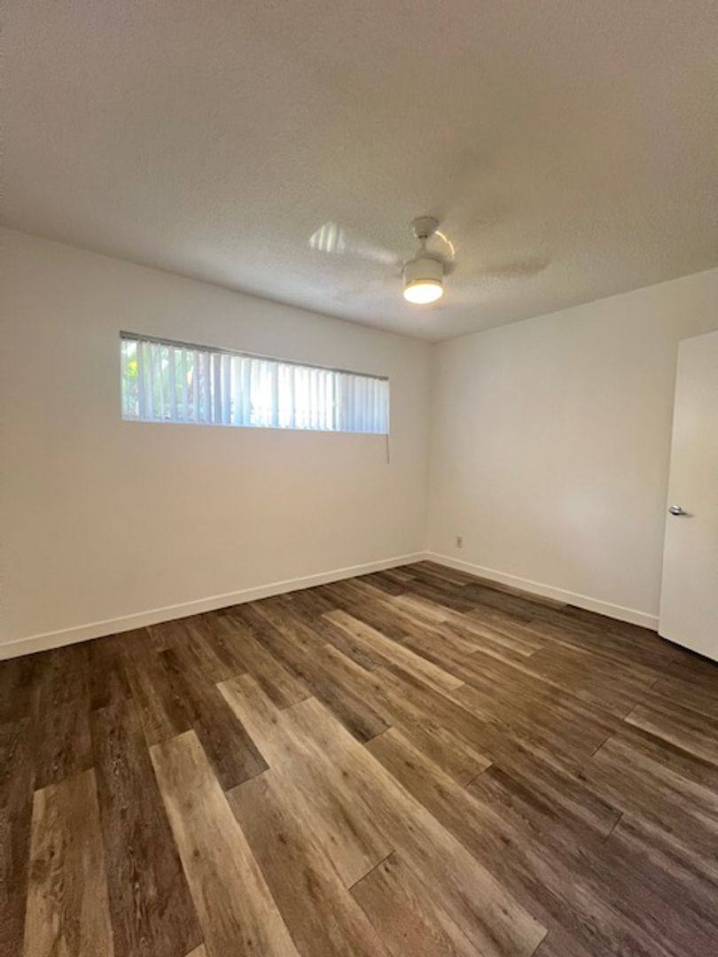 Apartment for rent at 836 W Beach Ave, Inglewood, CA 90302