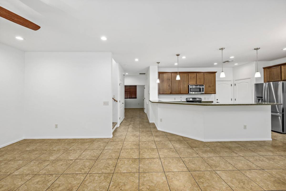 House for rent at 4261 N Golden Ridge Lane, Tucson, AZ 85718