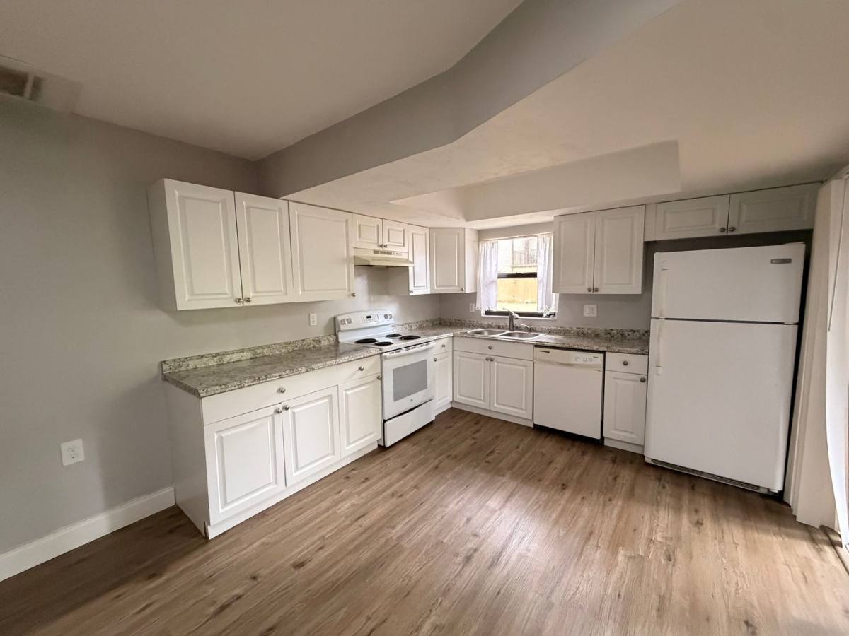 Apartment for rent at 86 Springwood Square, Port Orange, FL 32129