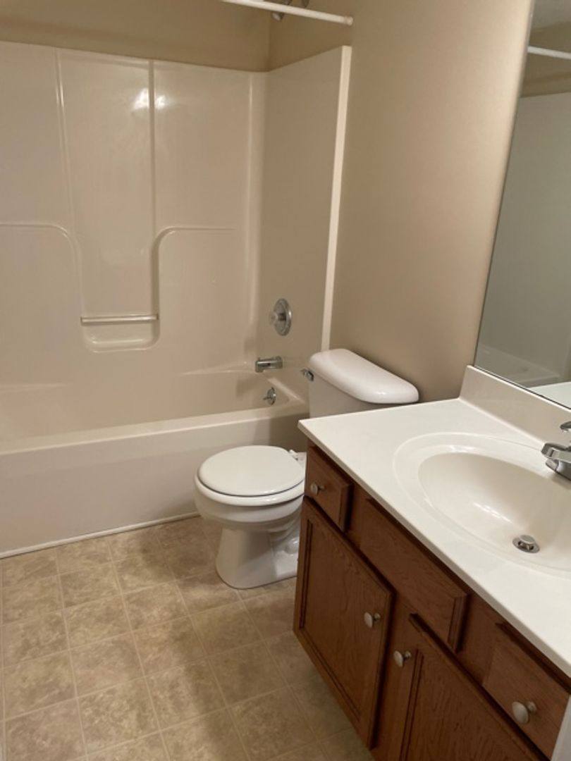 House for rent at 122 Darby Woods Court, Radcliff, KY 40160