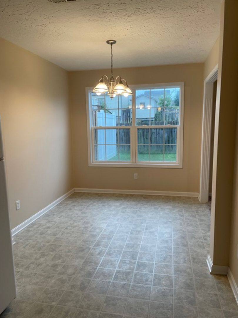 House for rent at 122 Darby Woods Court, Radcliff, KY 40160