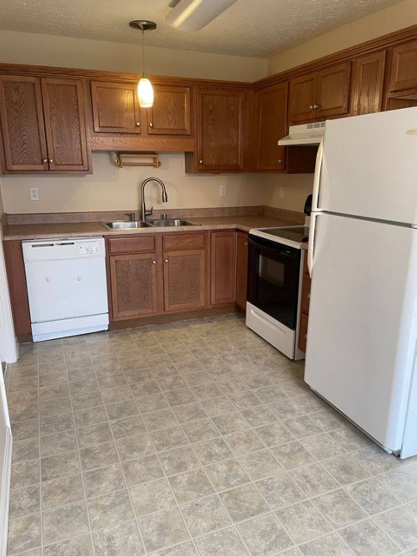 House for rent at 122 Darby Woods Court, Radcliff, KY 40160