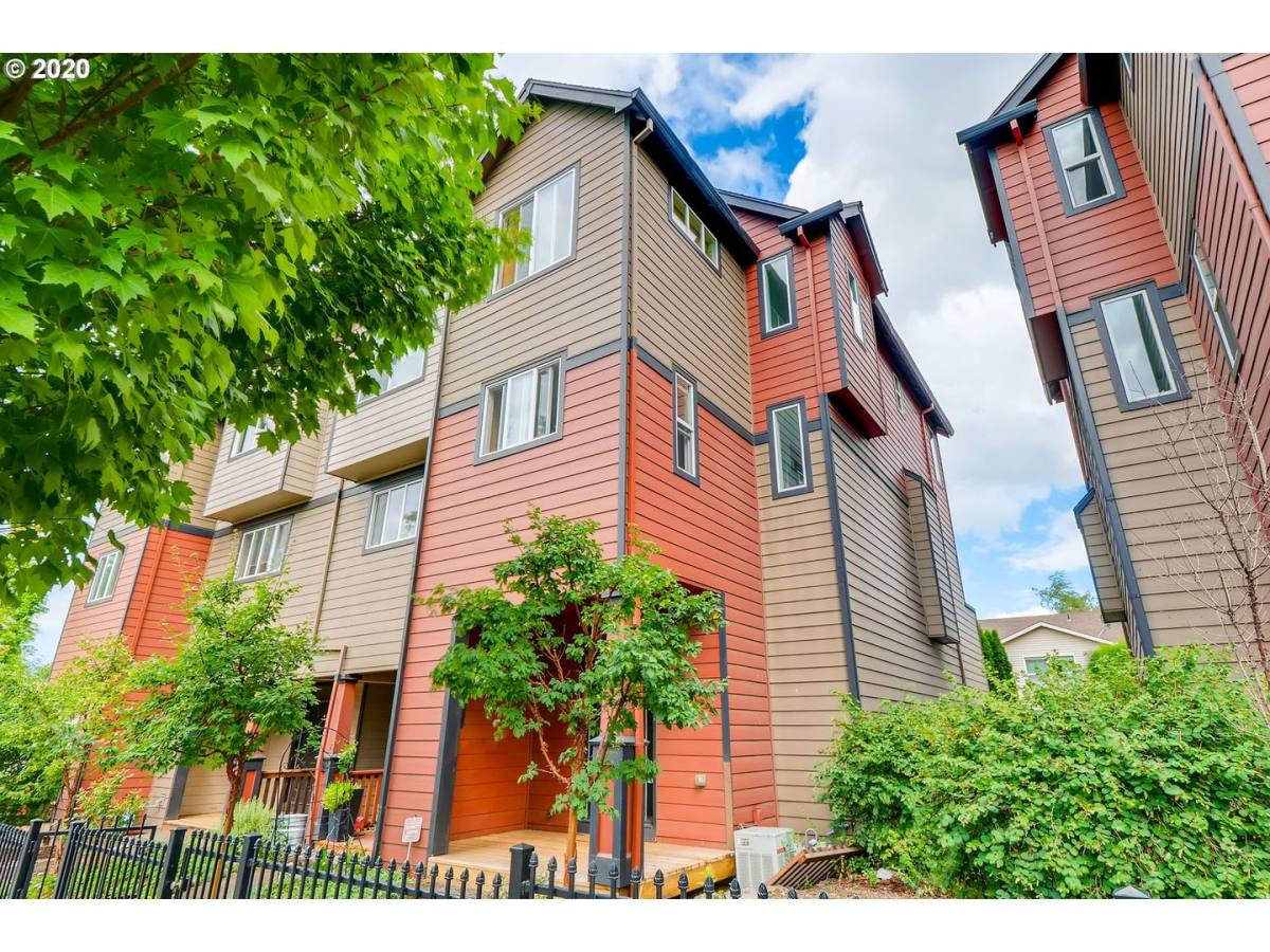 Townhouse for rent at 7134 NE Martin Luther King Jr Blvd, Portland, OR 97211