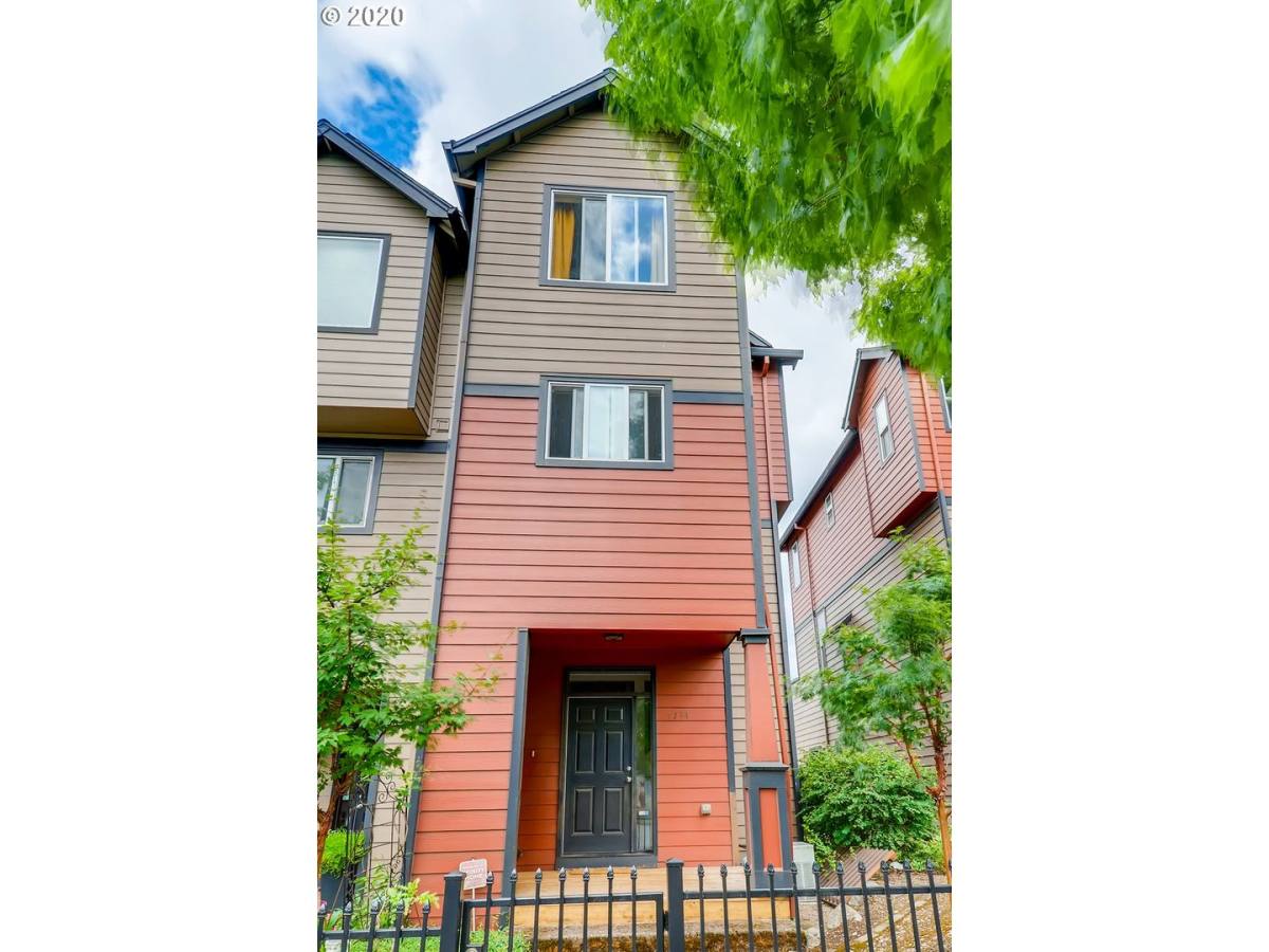 Townhouse for rent at 7134 NE Martin Luther King Jr Blvd, Portland, OR 97211