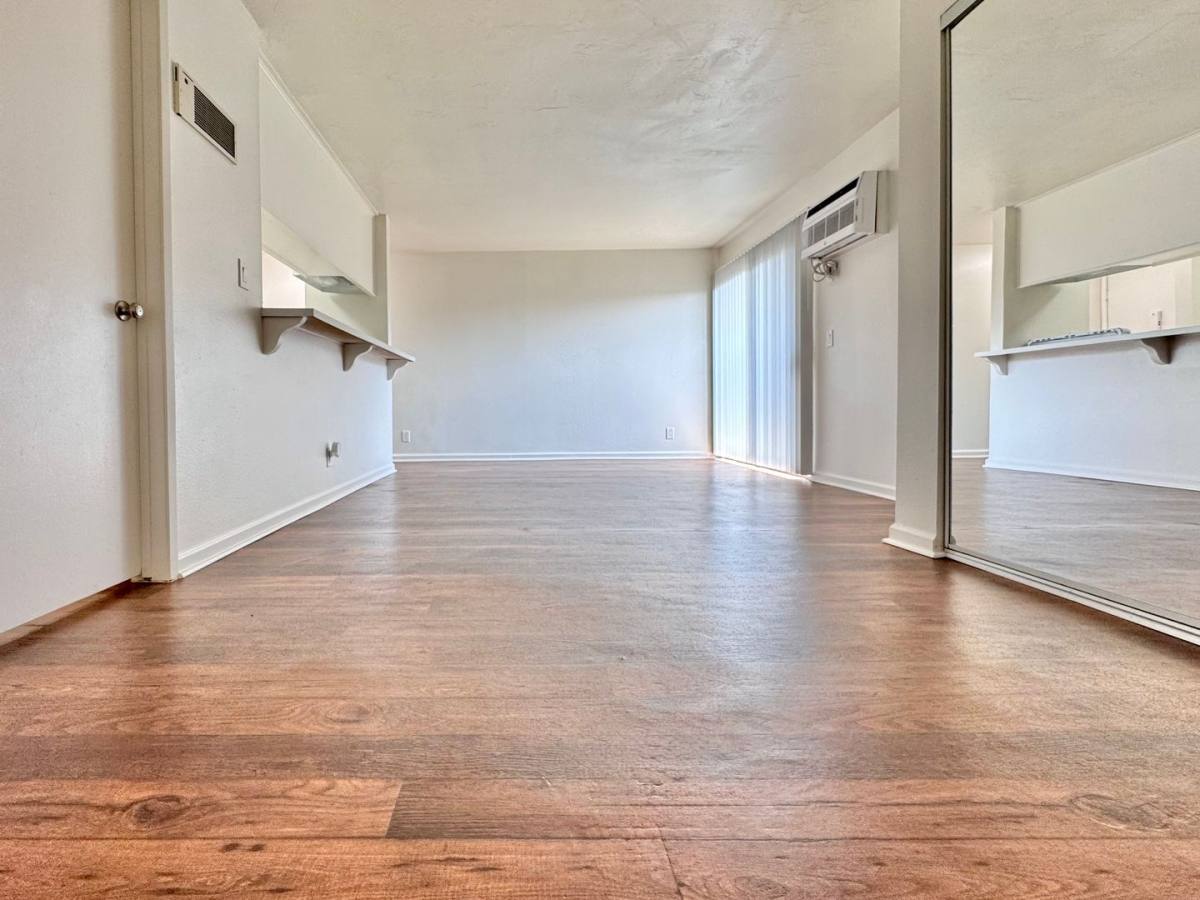 Apartment for rent at 5455 Kiowa Dr, La Mesa, CA 91942
