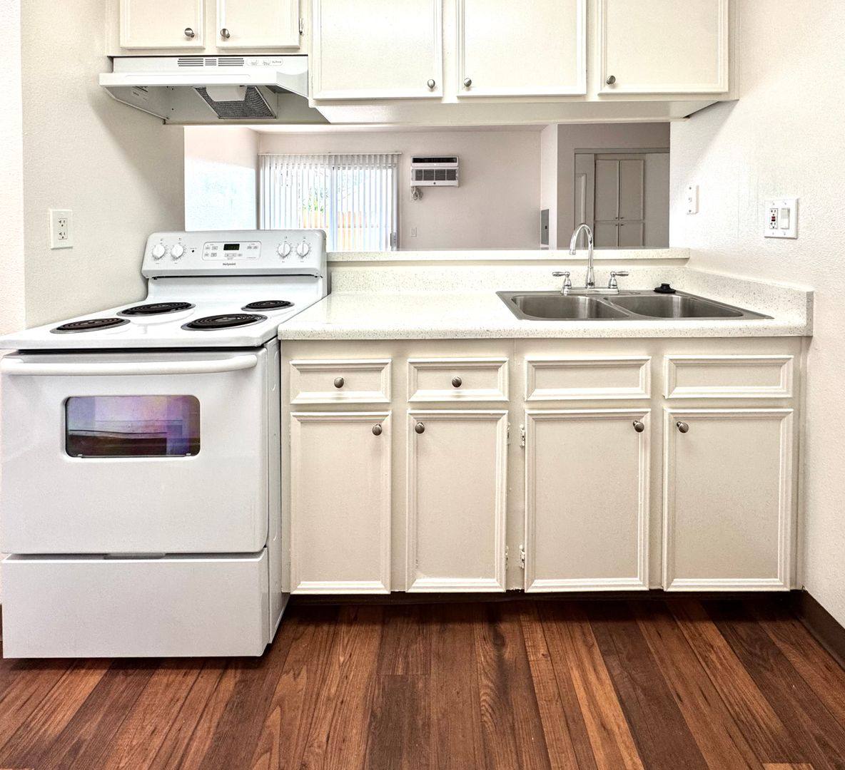 Apartment for rent at 5455 Kiowa Dr, La Mesa, CA 91942