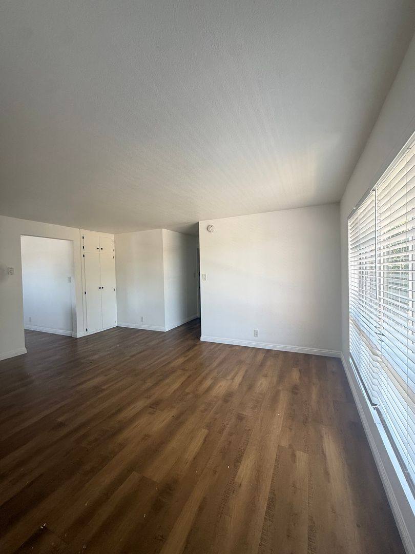Apartment for rent at 1518 E 3rd St, Long Beach, CA 90802