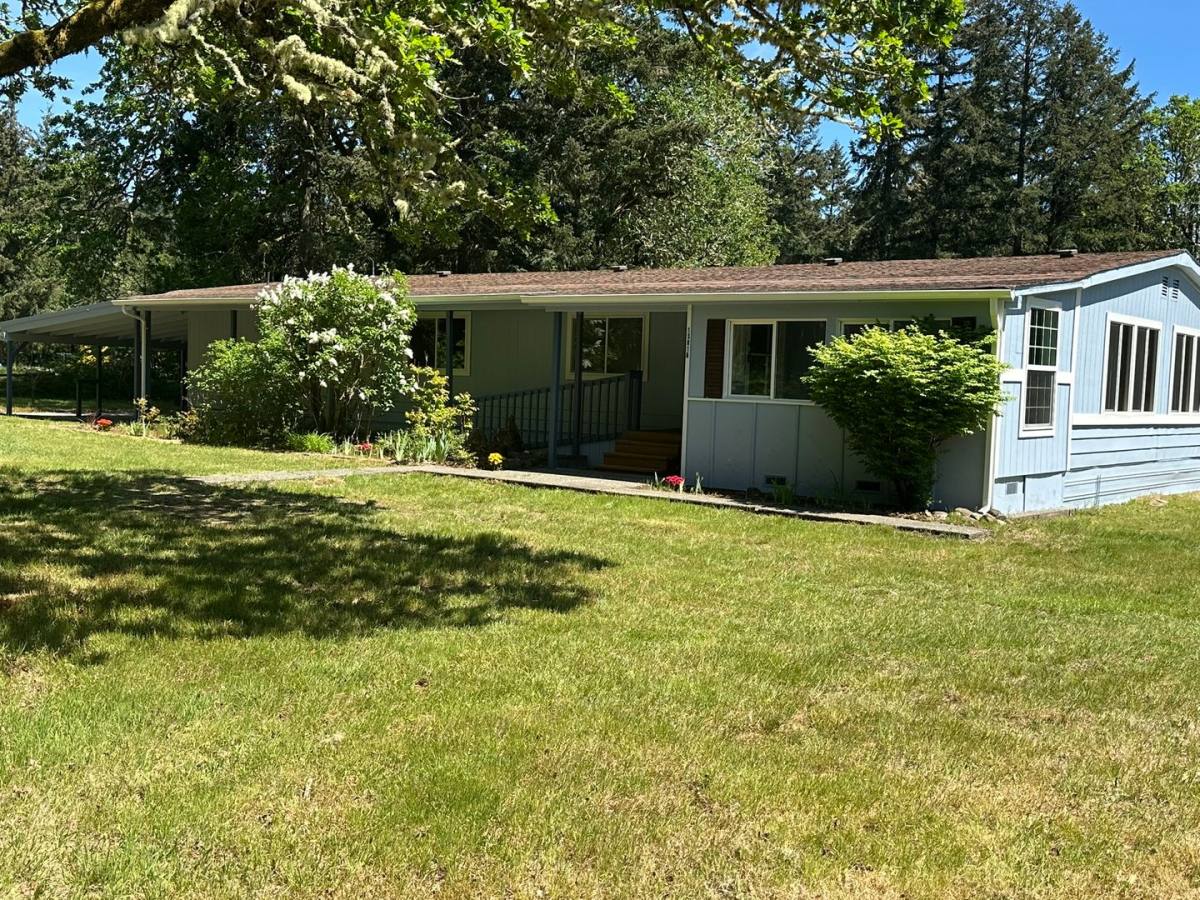 Apartment for rent at 13016 Military Rd SE, Rainier, WA 98576