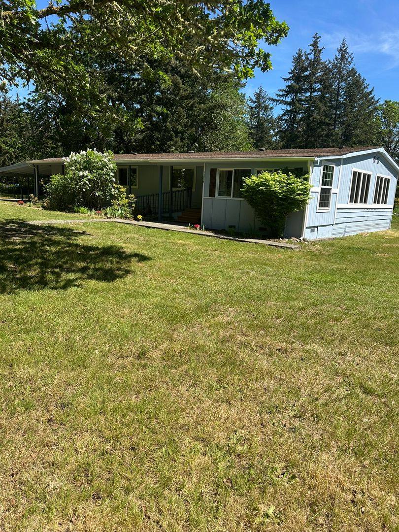 Apartment for rent at 13016 Military Rd SE, Rainier, WA 98576