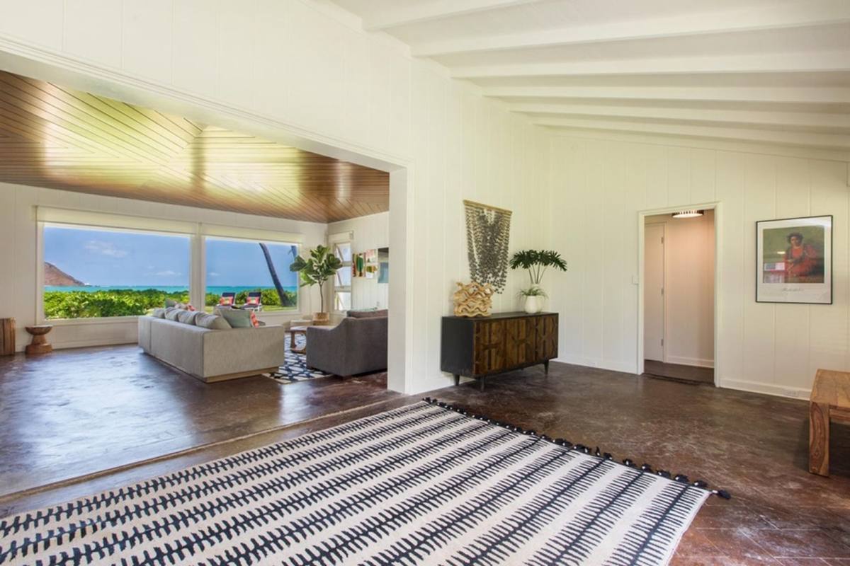 Condo for rent at 1888 Kalakaua Ave #907, Honolulu, HI 96815