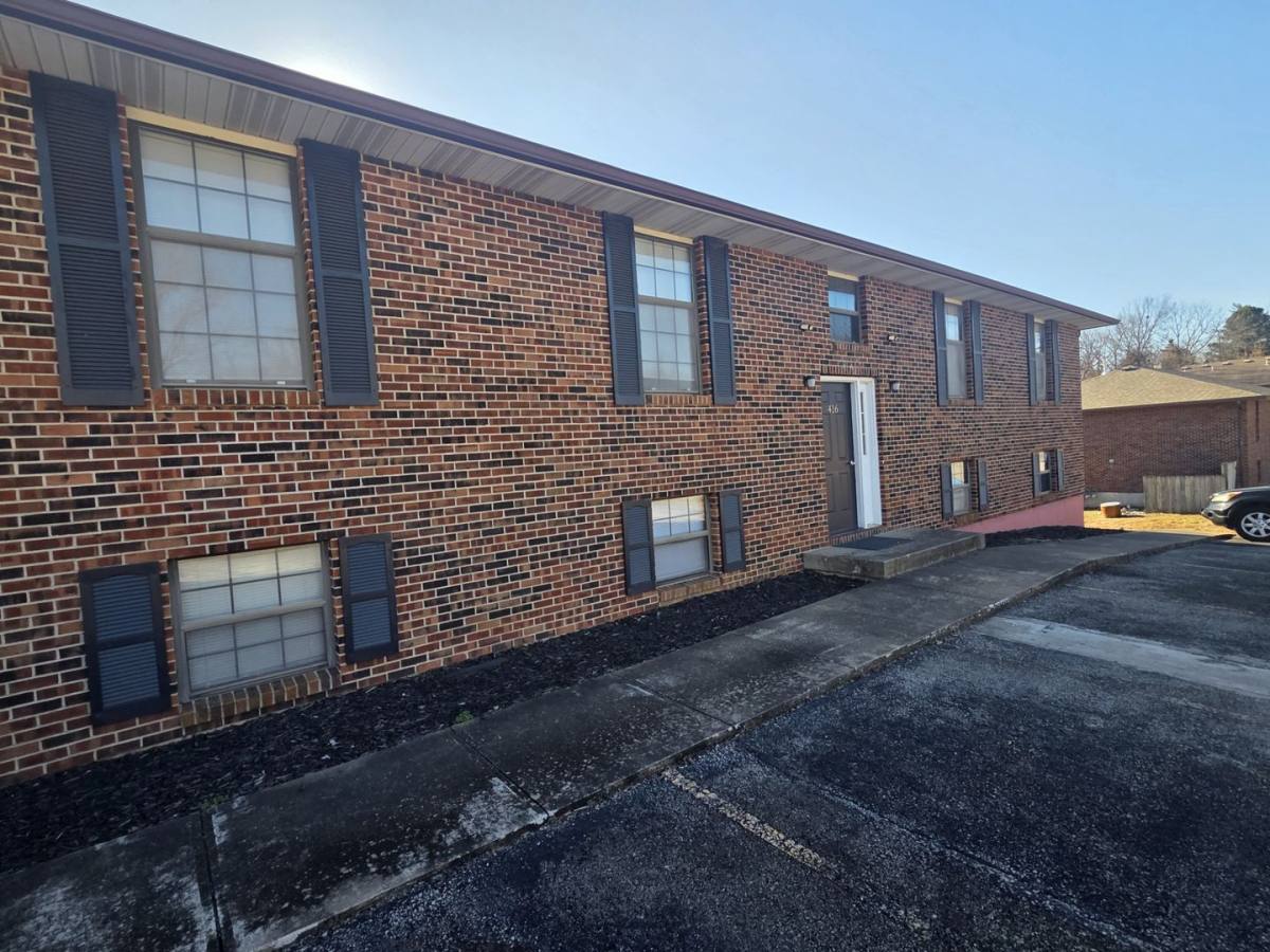 Apartment for rent at 416 Windy Way, Warrensburg, MO 64093