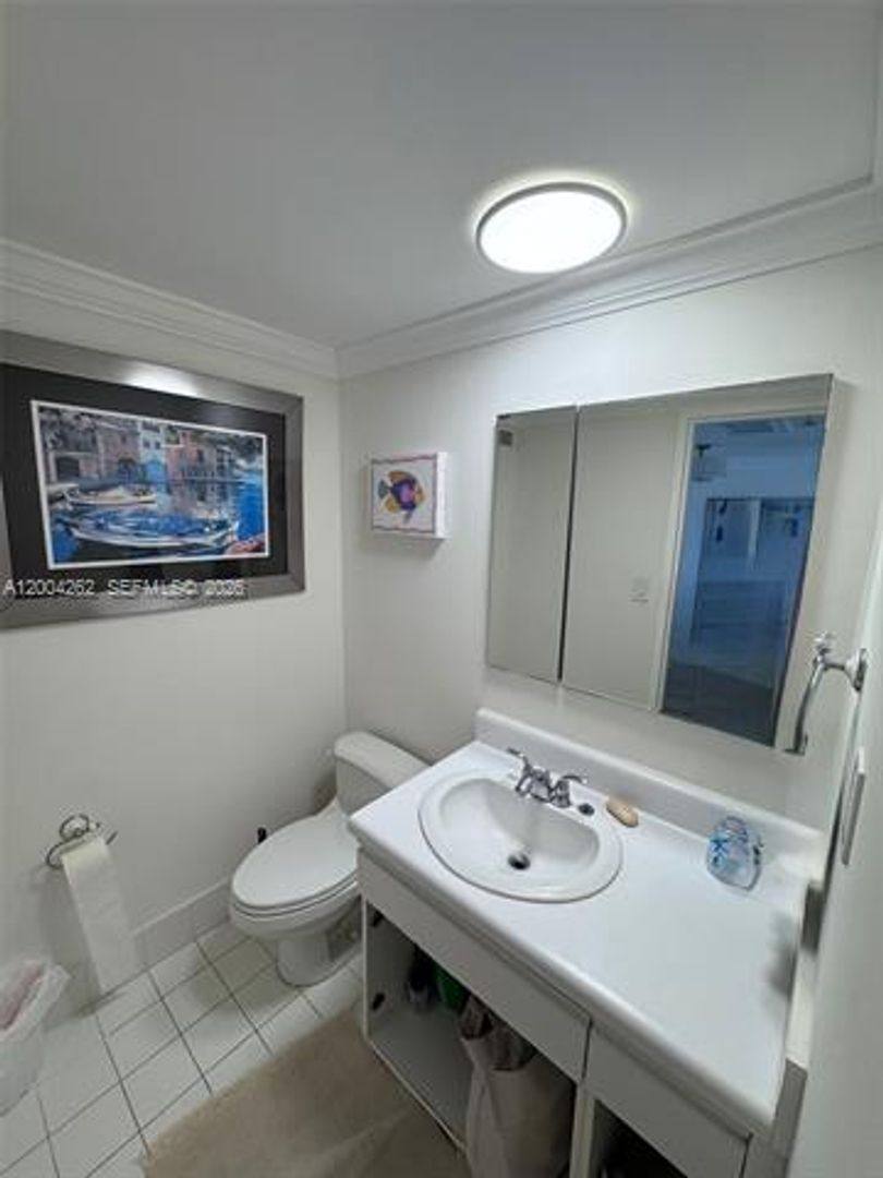 Apartment for rent at 5151 Collins Ave, Miami Beach, FL 33140