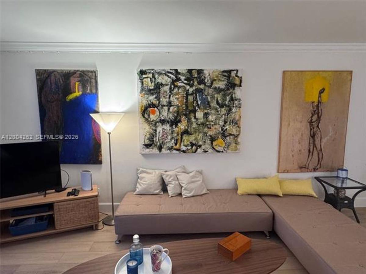 Apartment for rent at 5151 Collins Ave, Miami Beach, FL 33140