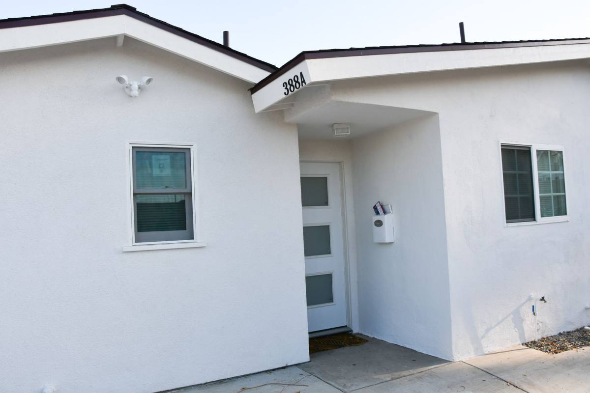 Apartment for rent at 388 N Parker, Orange, CA 92868