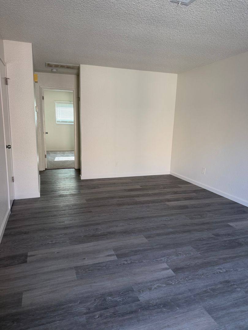 Apartment for rent at 1407 S Ave, Gustine, CA 95322