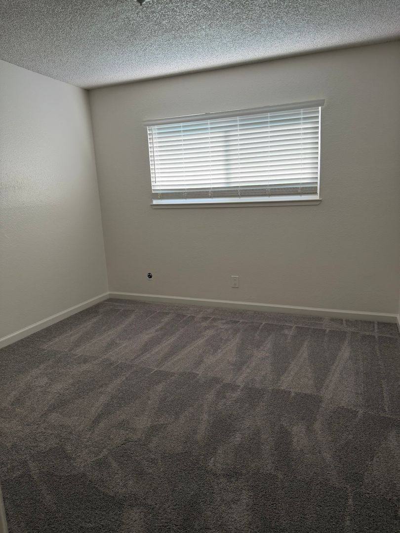Apartment for rent at 1407 S Ave, Gustine, CA 95322
