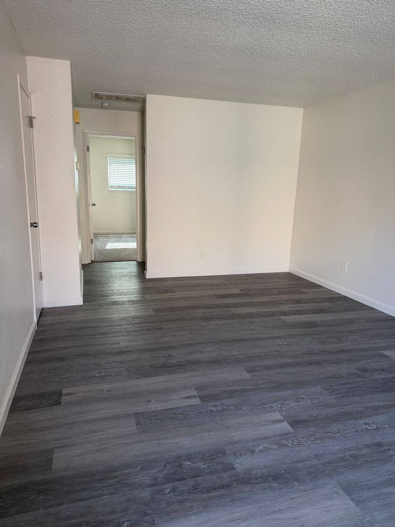 Apartment for rent at 1407 S Ave, Gustine, CA 95322