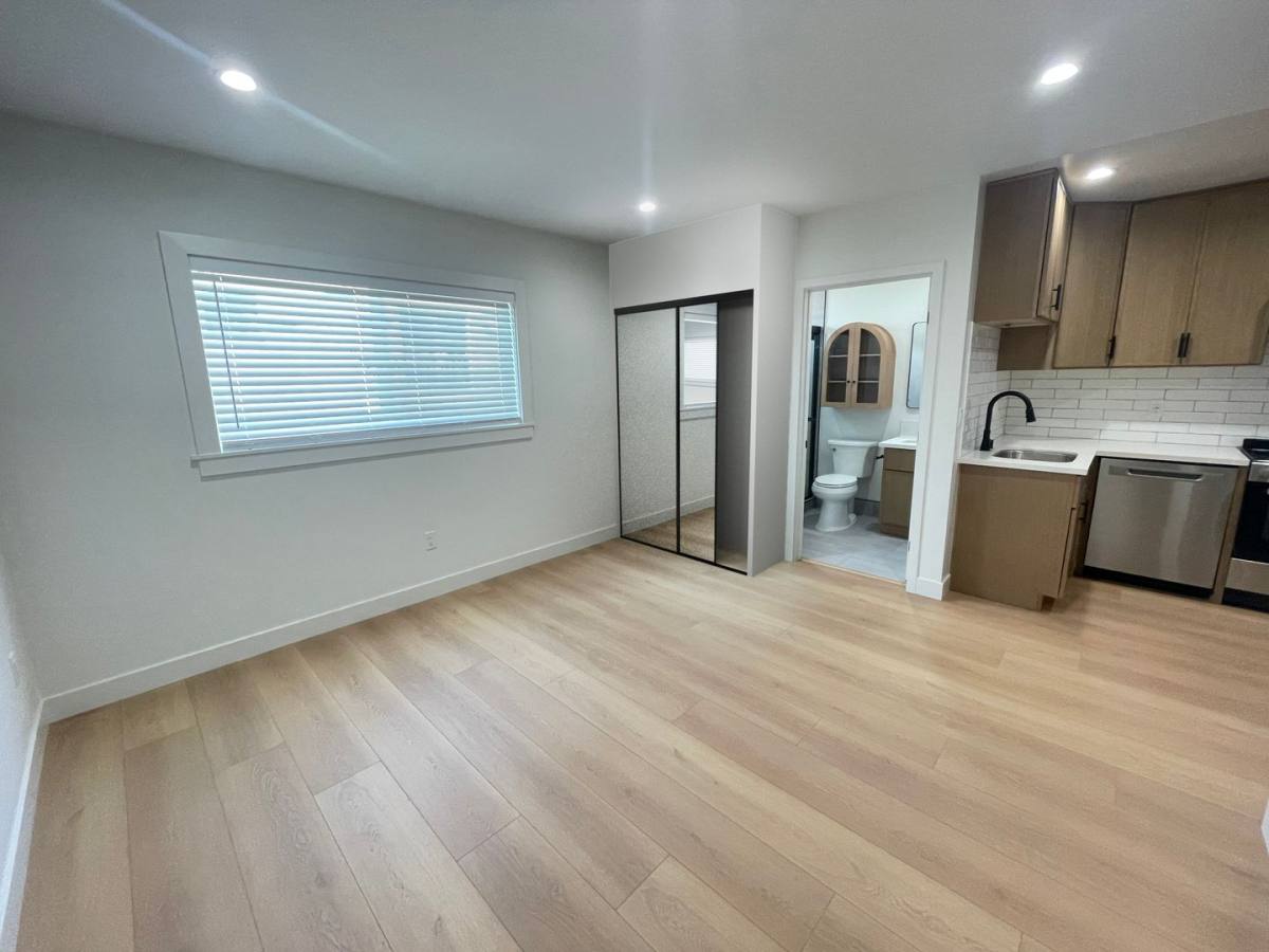 Apartment for rent at 1549 S Westgate Ave, Los Angeles, CA 90025