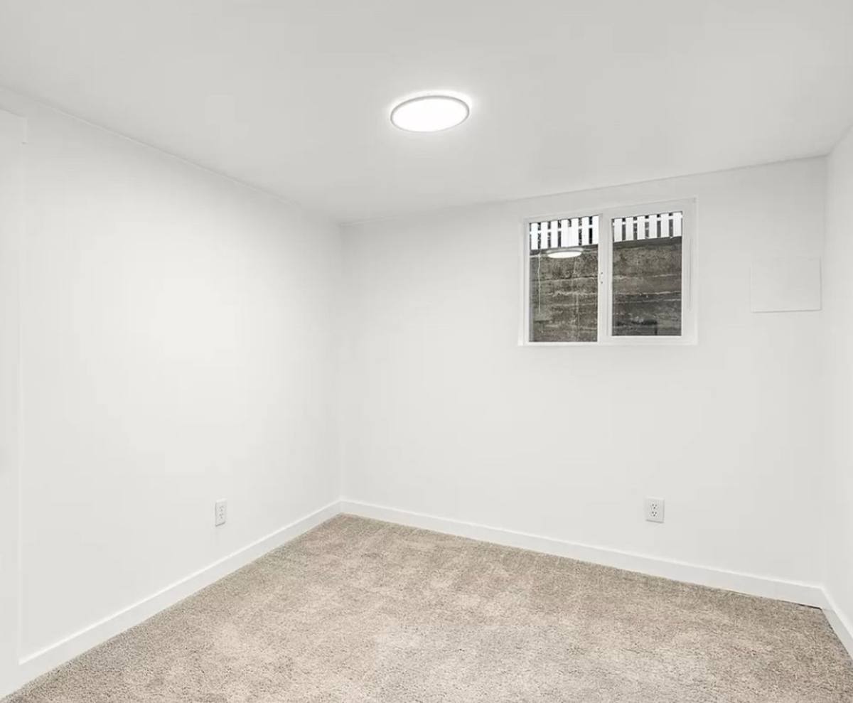 Apartment for rent at 804 806 S Marion Ave, Bremerton, WA 98312