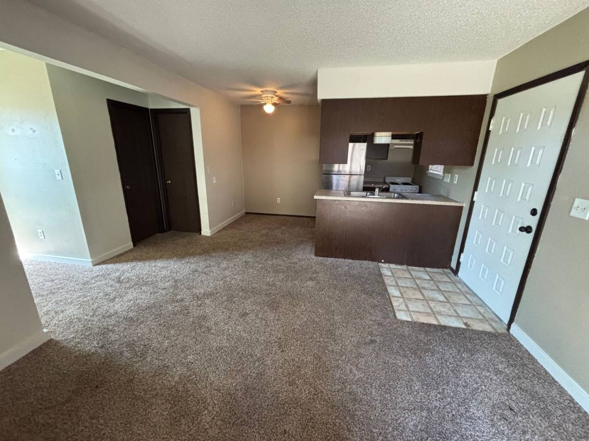 Apartment for rent at 9320 E Osie St, Wichita, KS 67207