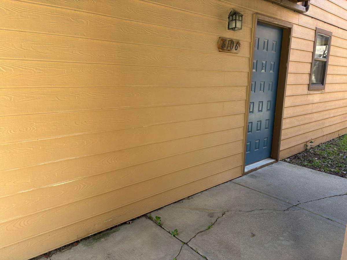 Apartment for rent at 9320 E Osie St, Wichita, KS 67207