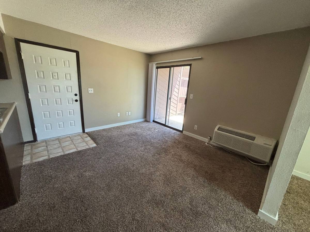 Apartment for rent at 9320 E Osie St, Wichita, KS 67207