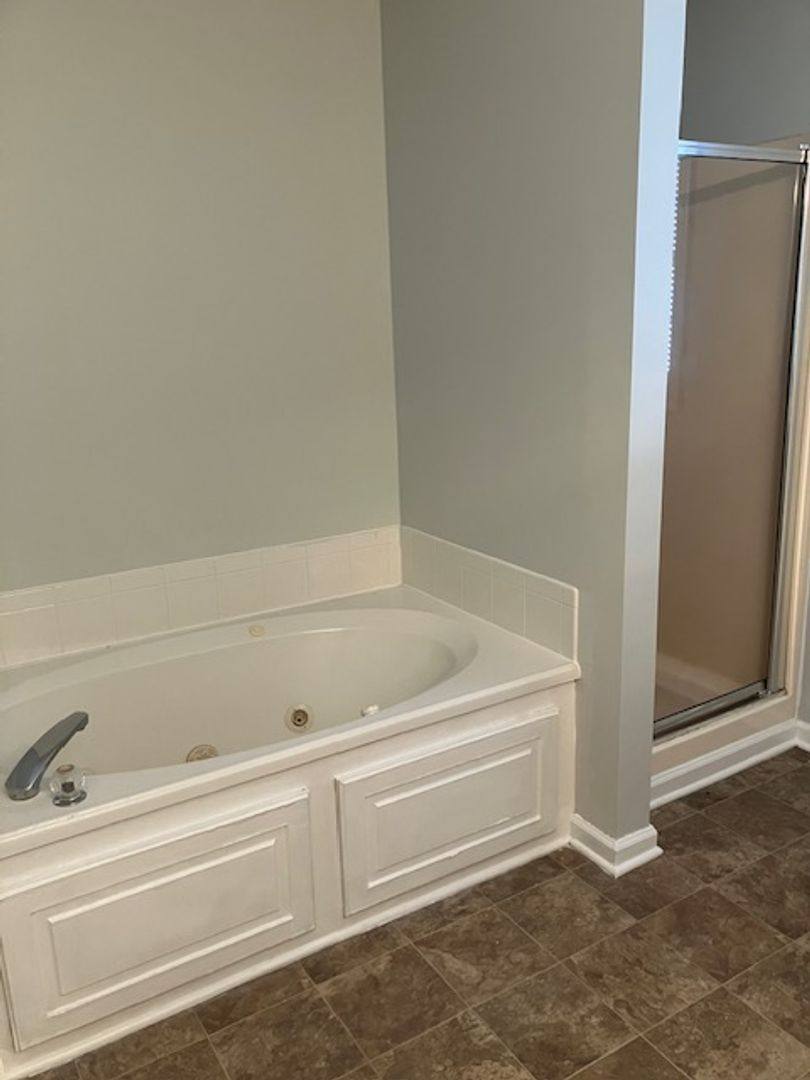 Apartment for rent at 901-K Litchfield Way, Wilmington, NC 28405