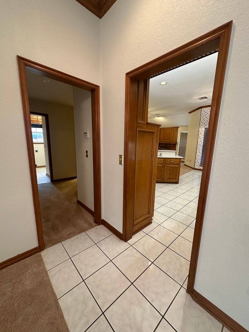 House for rent at 5524 Woodmont Dr, Oklahoma City, OK 73135