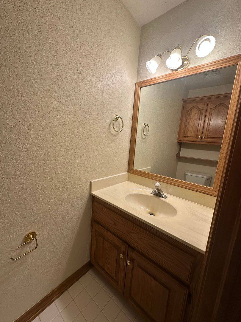 House for rent at 5524 Woodmont Dr, Oklahoma City, OK 73135