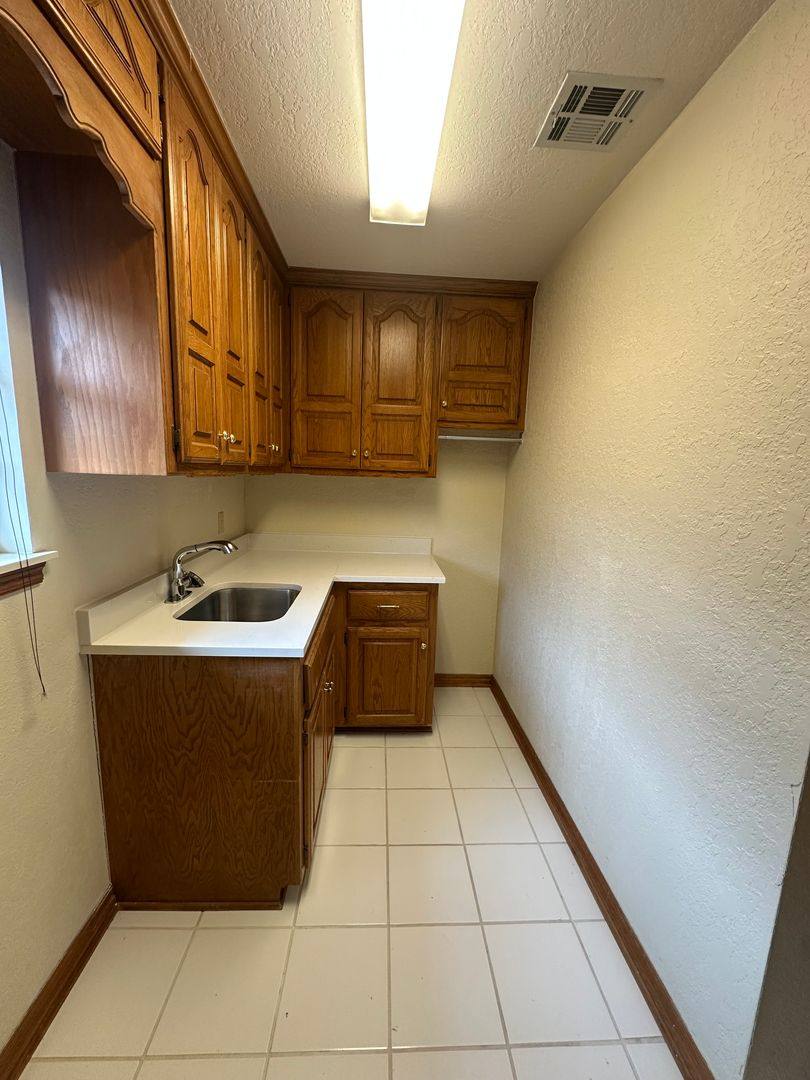 House for rent at 5524 Woodmont Dr, Oklahoma City, OK 73135