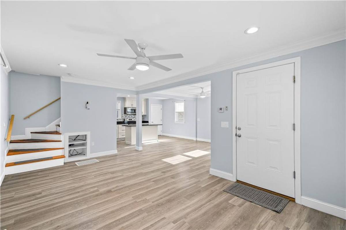 House for rent at 37 Tyndall Ave, Providence, RI 02908