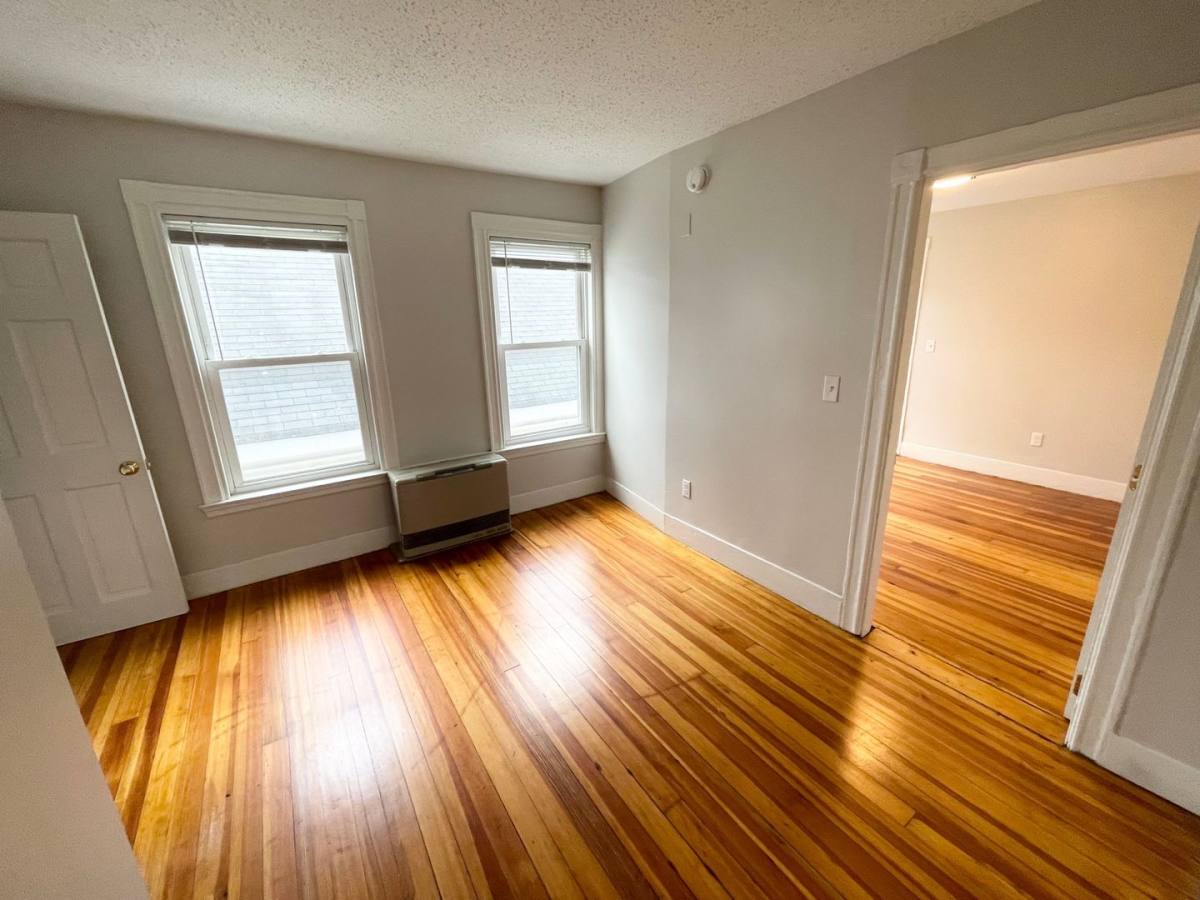 Apartment for rent at 180 Grant St, Portland, ME 04101