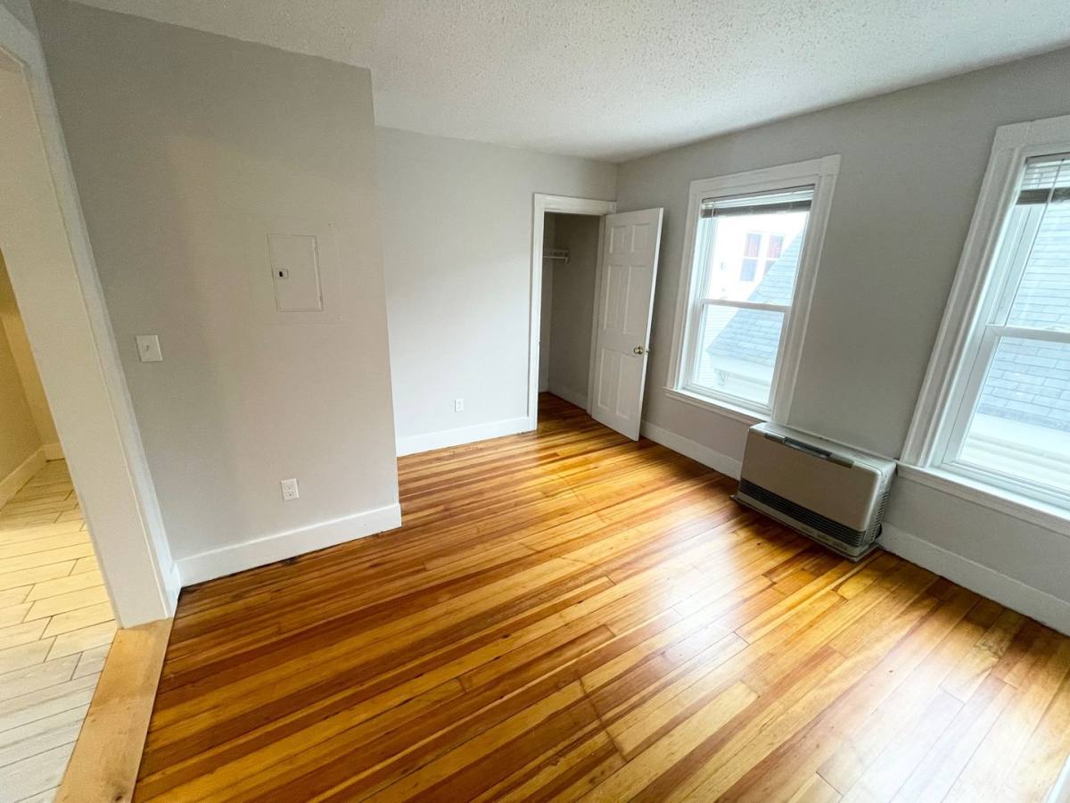 Apartment for rent at 180 Grant St, Portland, ME 04101