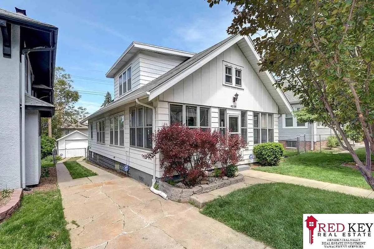 House for rent at 4228 Mayberry St, Omaha, NE 68105