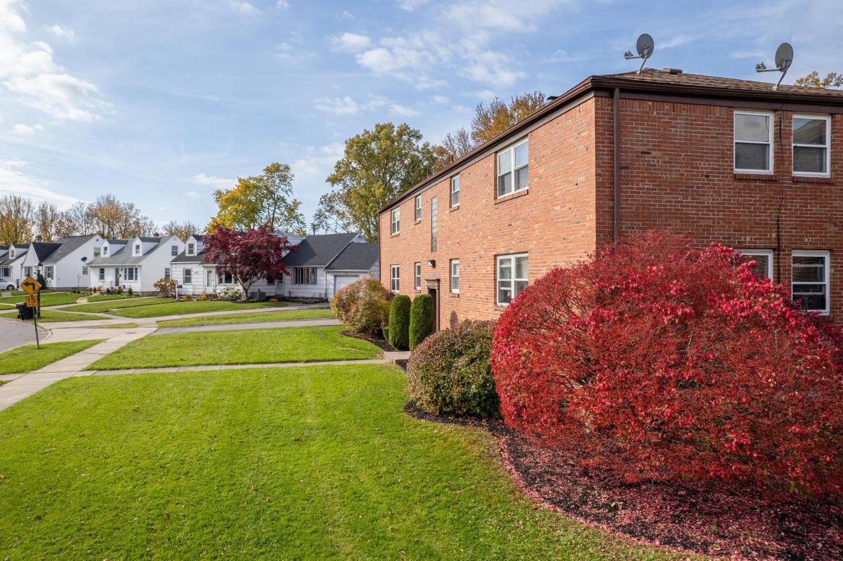 Apartment for rent at 724 Englewood Ave, Buffalo, NY 14223