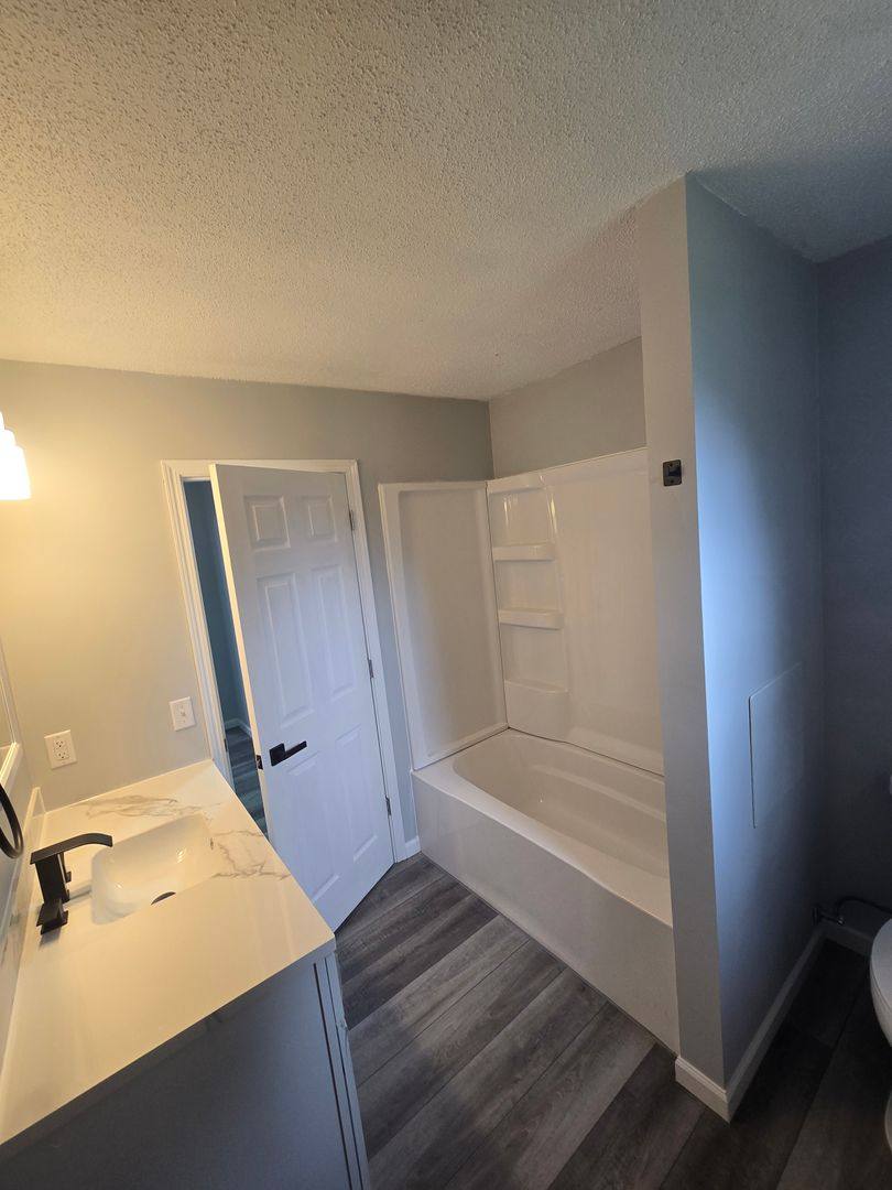 Apartment for rent at 1565 Bryn Mawr, Saginaw, MI 48638