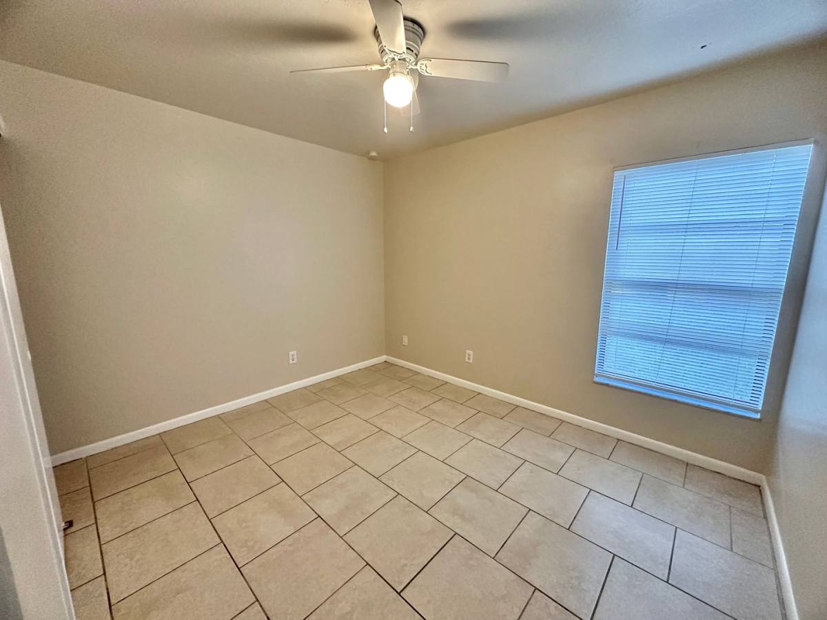 Apartment for rent at 4749 Orange Grove Blvd, North Fort Myers, FL 33903
