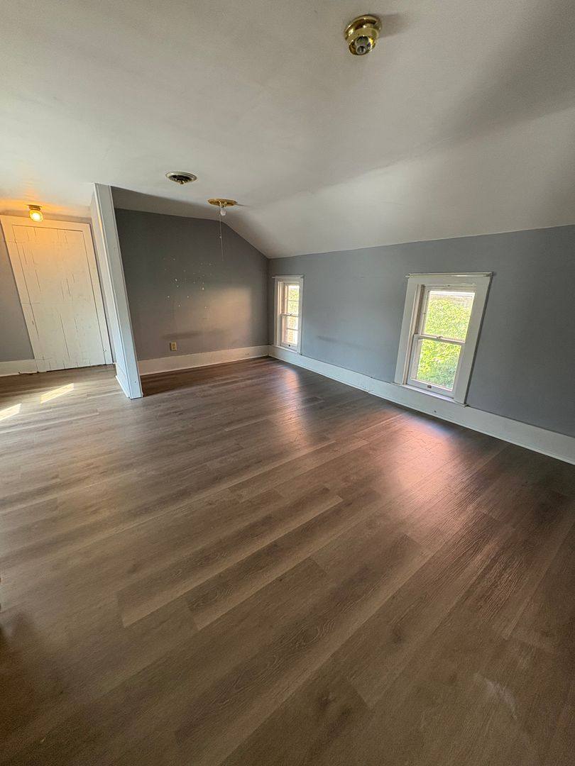 Apartment for rent at 1345 Avon St, La Crosse, WI 54603
